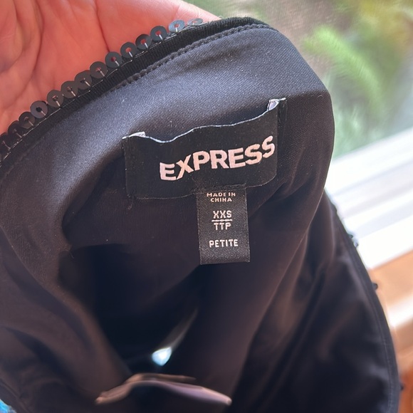 EXPRESS Sequin Rainbow Striped Miniskirt Bodycon Mini  Size XXS PRIDE  Sexy - Picture 4 of 8